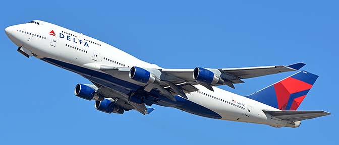 Atlas Boeing 747-481 N322SG, Phoenix Sky Harbor, October 6, 2017